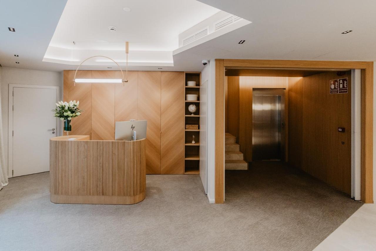 Hotel Petit Luxe Тераса Екстериор снимка