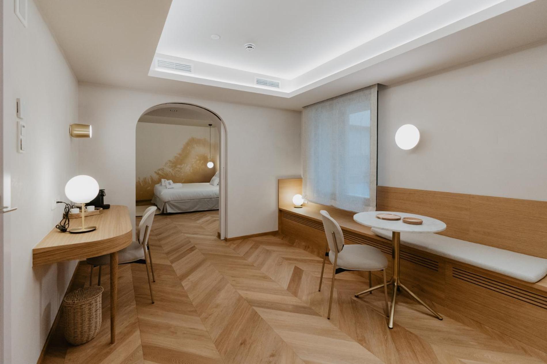 Hotel Petit Luxe Тераса Екстериор снимка