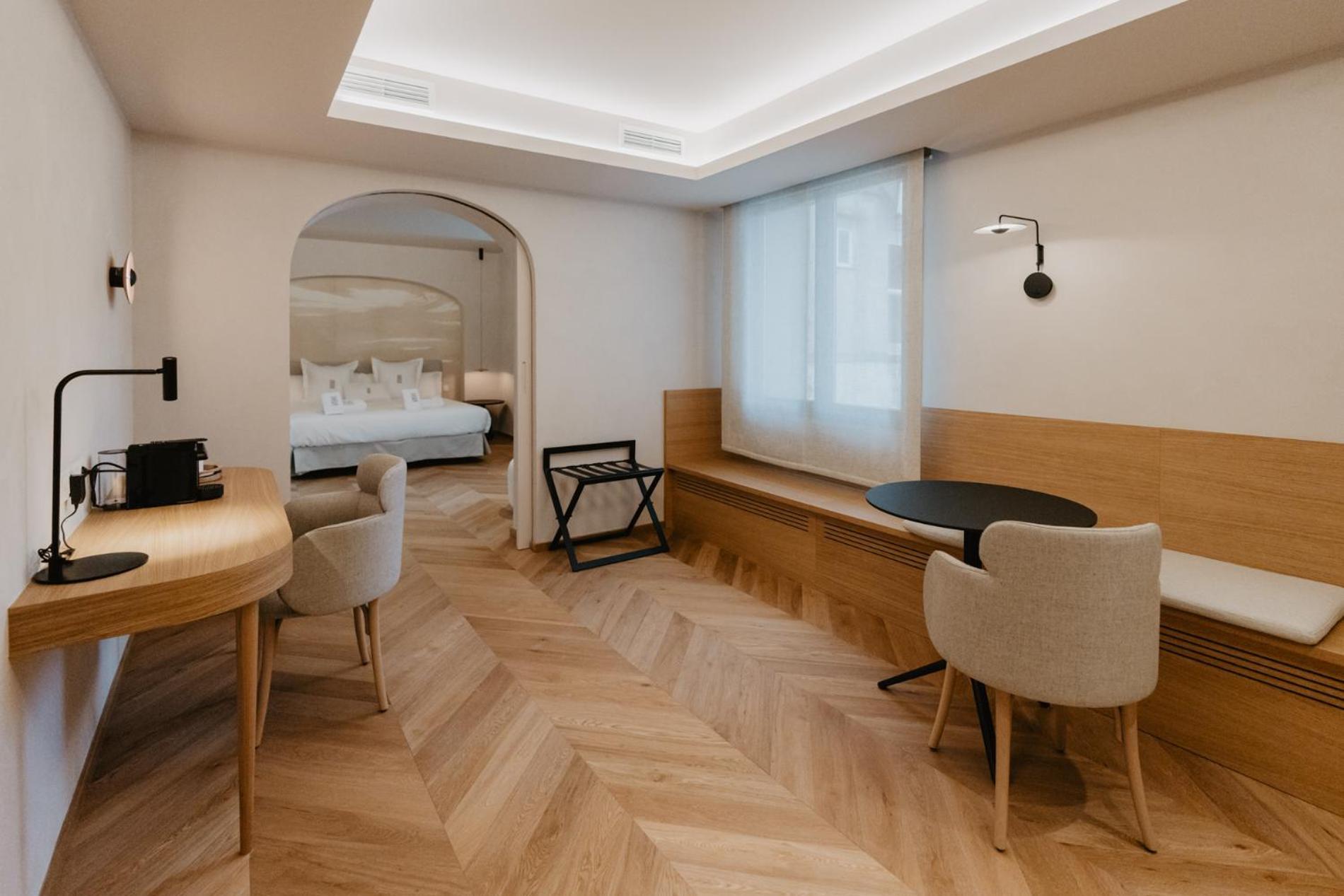 Hotel Petit Luxe Тераса Екстериор снимка